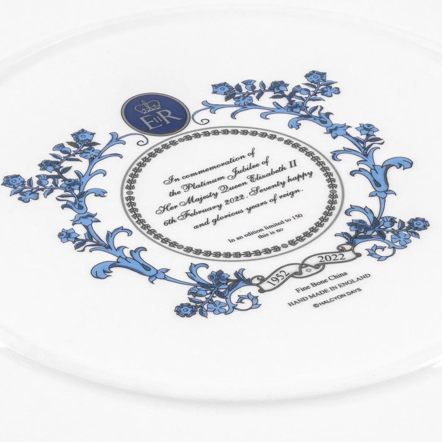 Halcyon Days The Royal Family*Platinum Jubilee Flowers Of The Realm 10" Presentation Coupe Plate